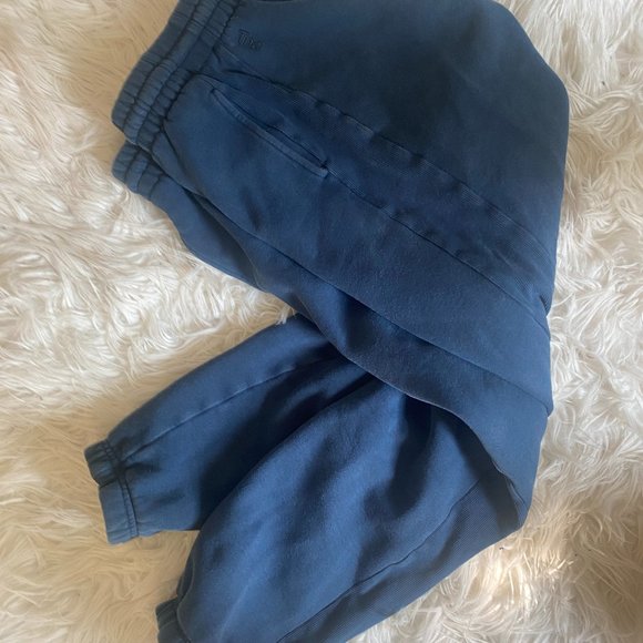 TNA Ink Navy Cozy Fleece Boyfriend Sweatpant Size XS - Picture 3 of 4